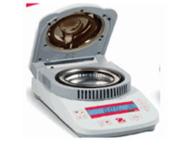 Laboratory moisture analyzer used for sample drying and moisture measurement