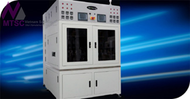 Automated hot bar bonding equipment used in electronics assembly